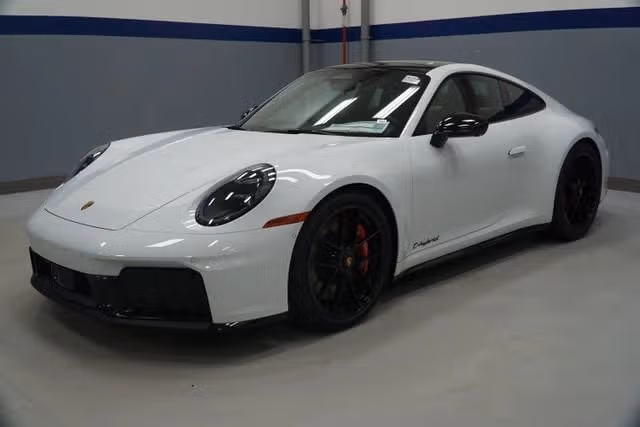
           New 
        2026 Porsche 911