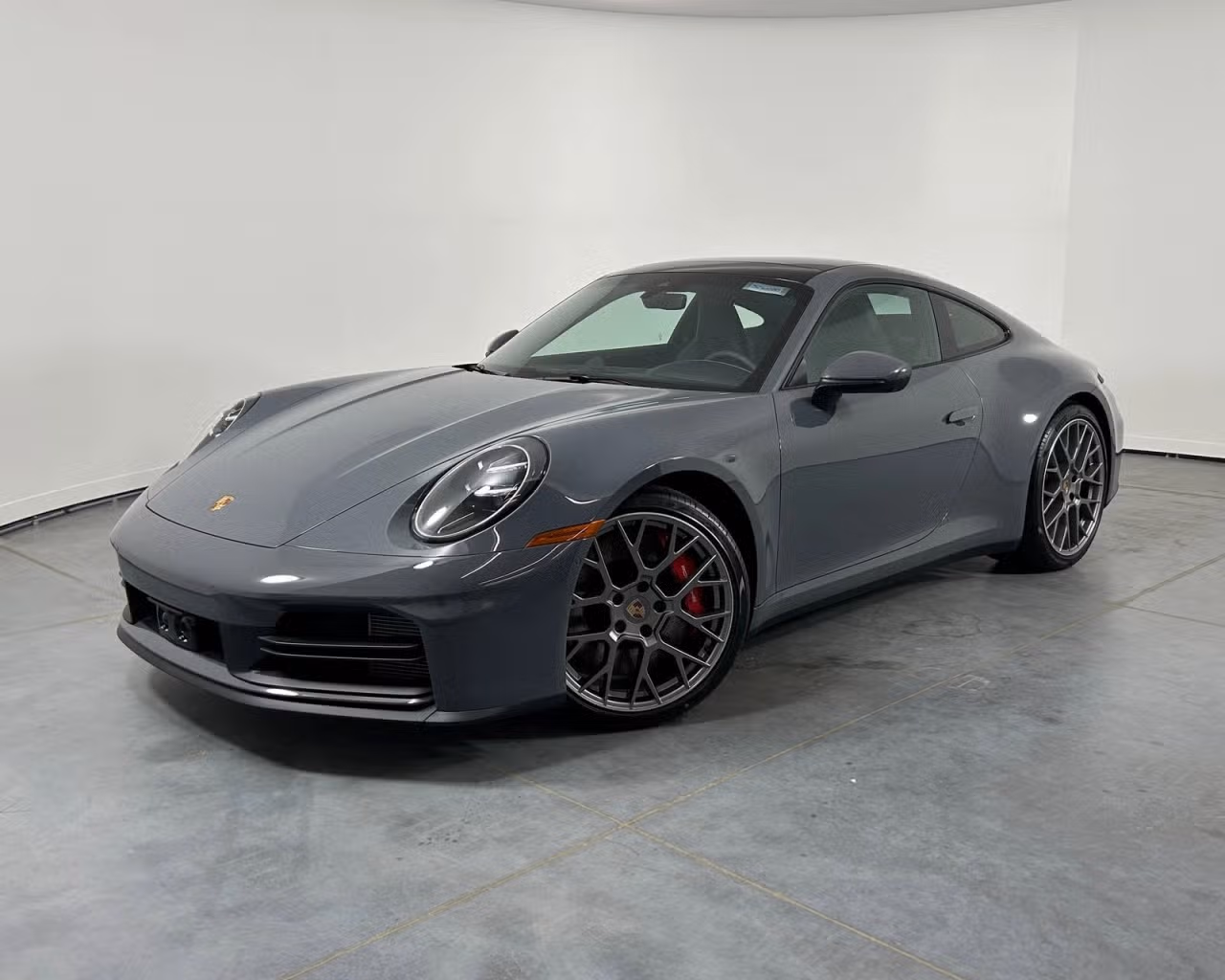 
           New 
        2026 Porsche 911