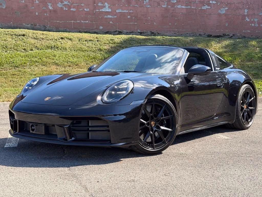 
           
        2026 Porsche 911