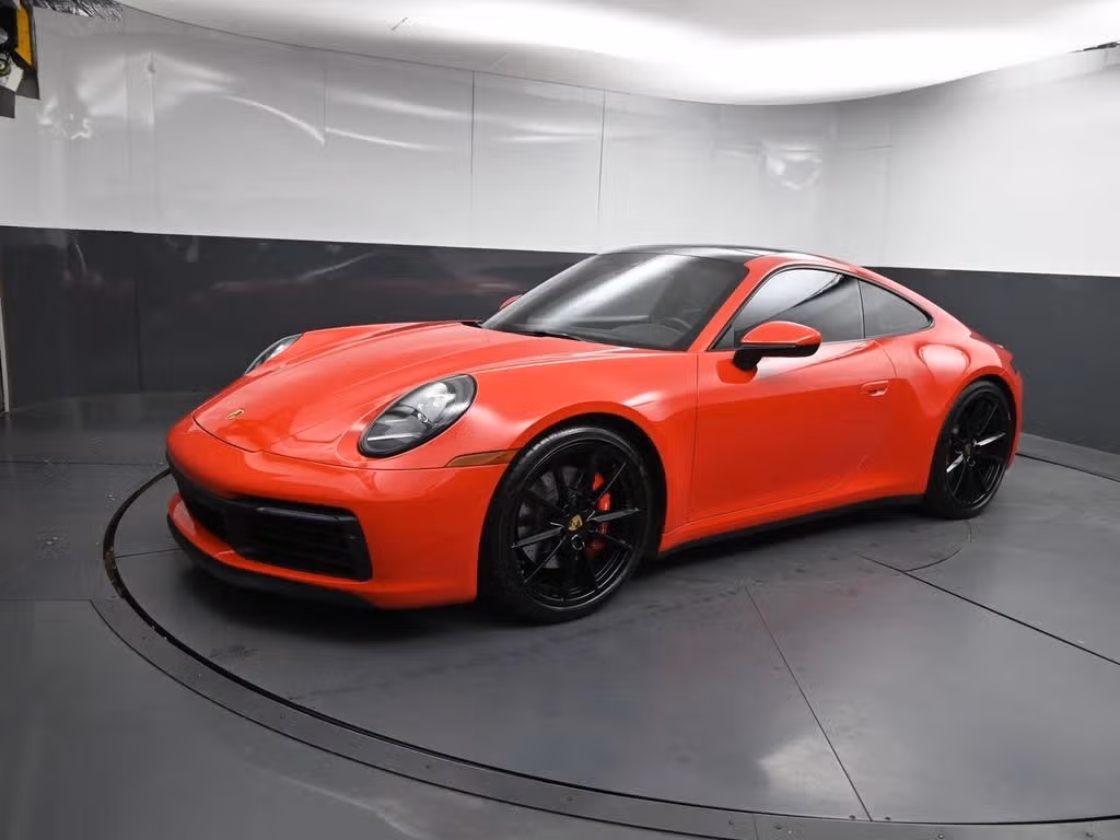 
           
        2020 Porsche 911