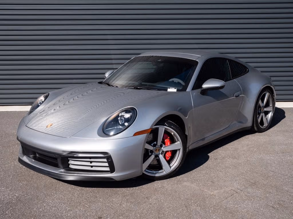 
           
        2020 Porsche 911