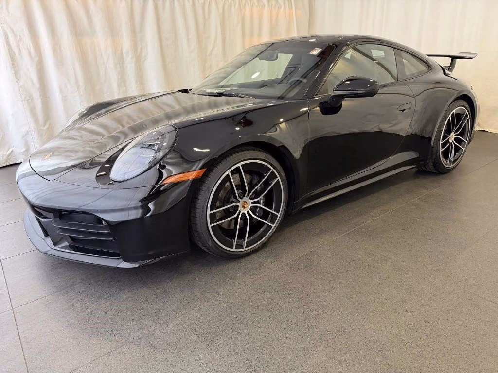
           
        2026 Porsche 911