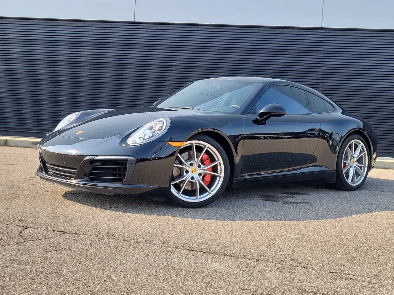 
           
        2017 Porsche 911