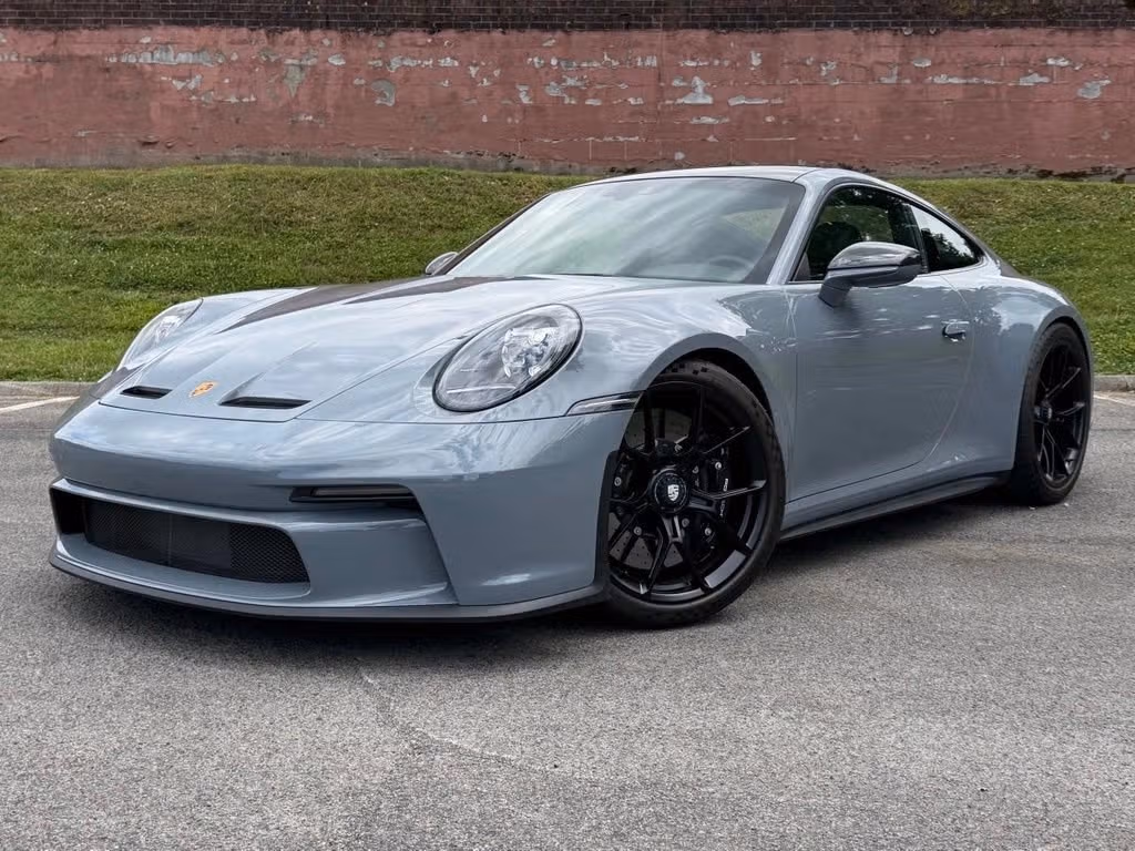 
           
        2023 Porsche 911
