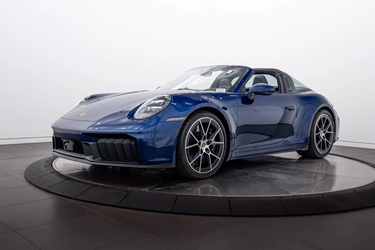 
           
        2026 Porsche 911