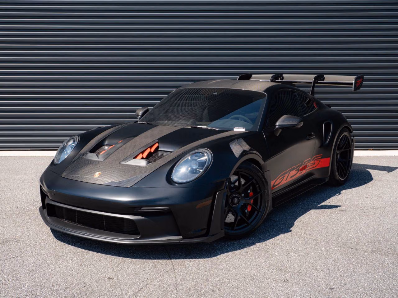 
           
        2025 Porsche 911