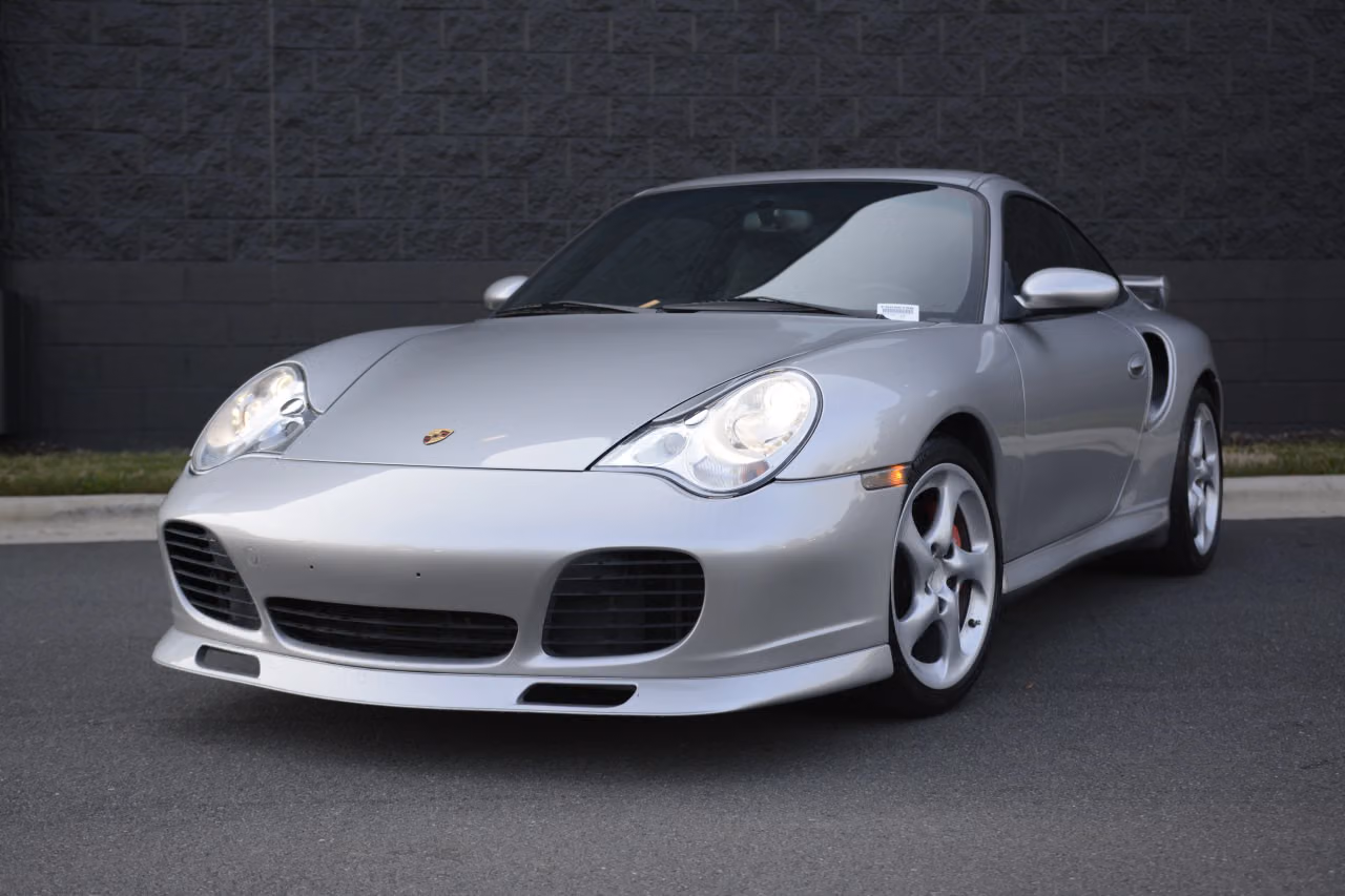 
           
        2002 Porsche 911