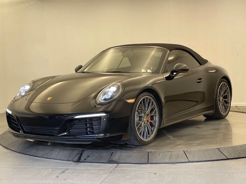 
           
        2017 Porsche 911