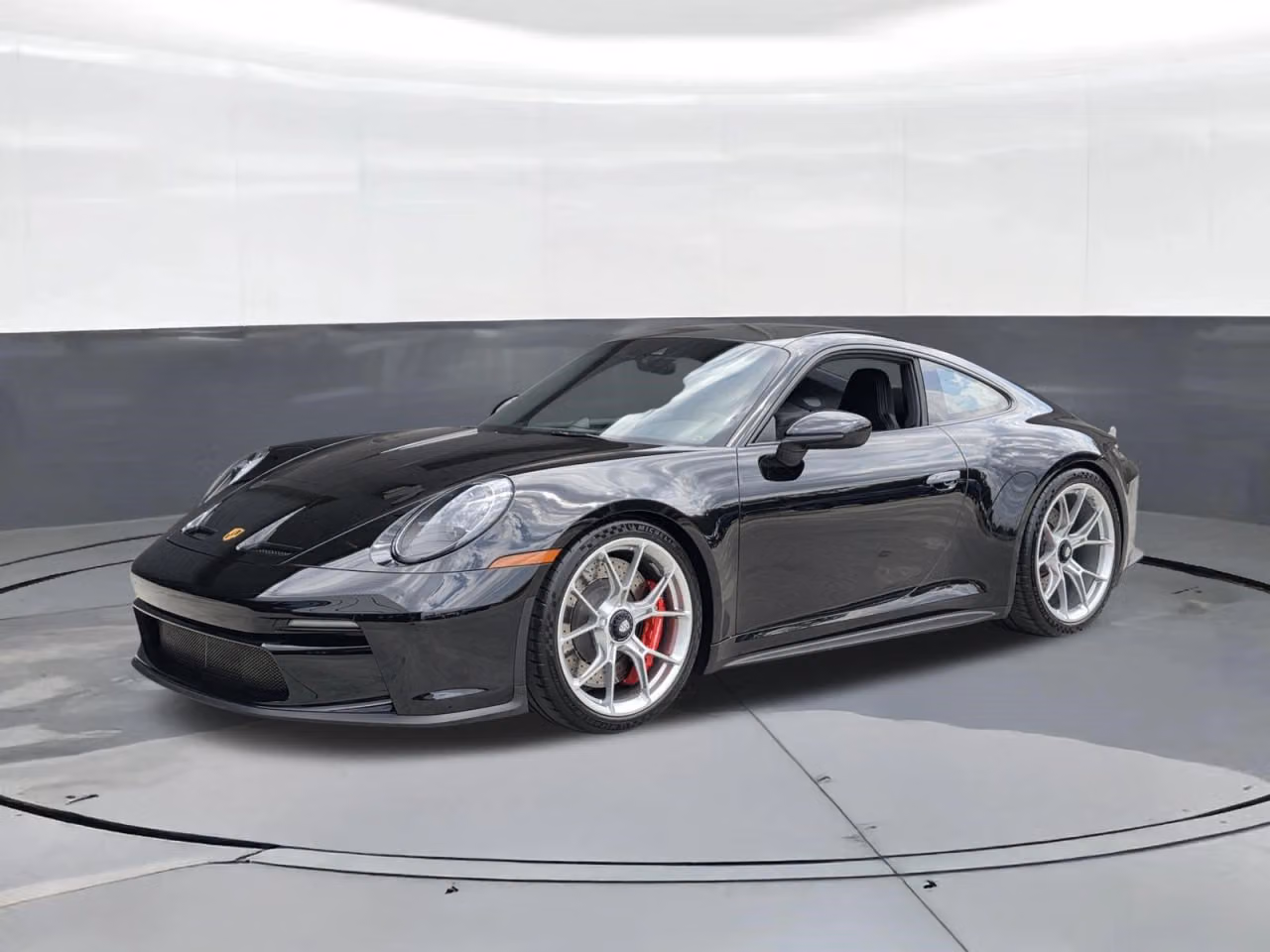 
           
        2023 Porsche 911