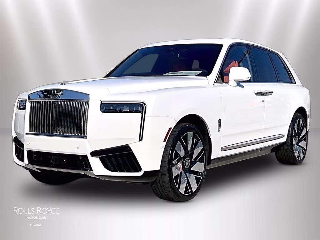 mph000_1163236284_sla23ha06vu236799_2027_rolls_royce_cullinan_english_white_1_112114_ea7b7a688f