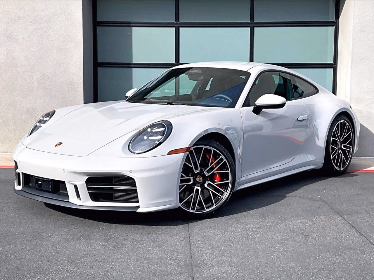 
           New 
        2026 Porsche 911