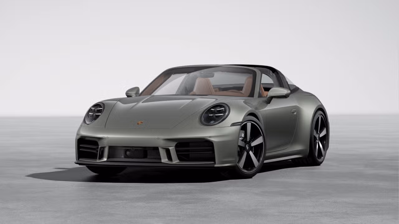 
           New 
        2026 Porsche 911
