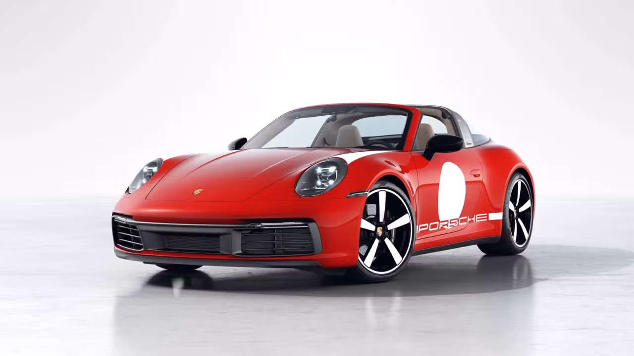 
           
        2021 Porsche 911