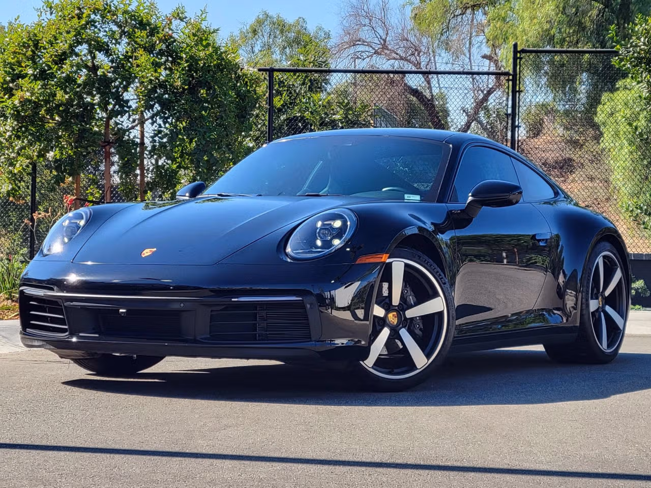 
           
        2024 Porsche 911