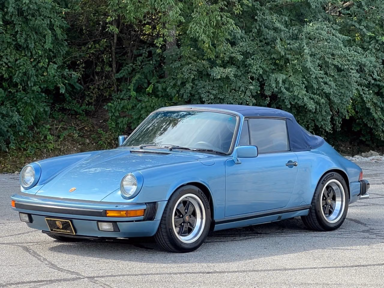 
           
        1986 Porsche 911