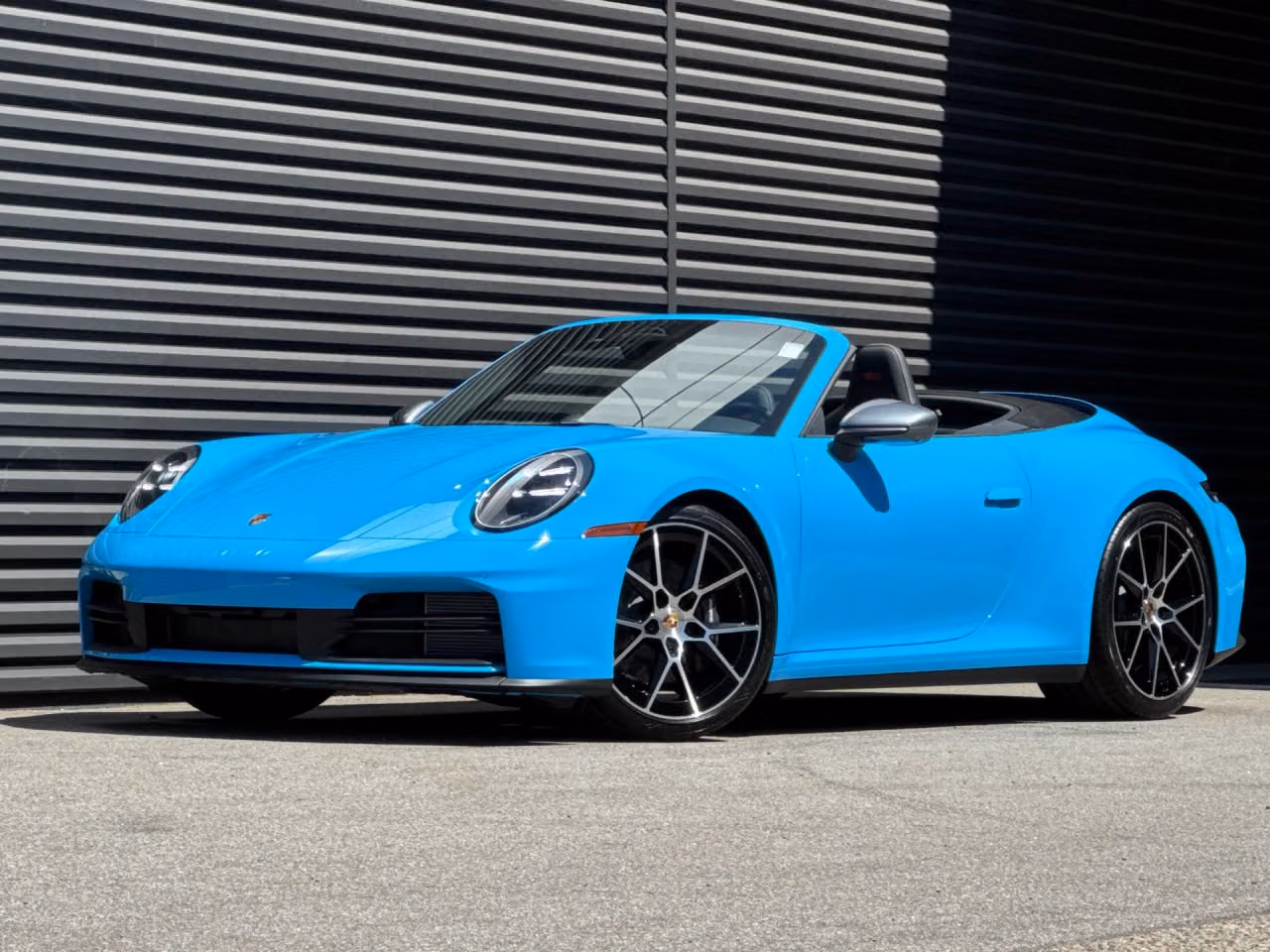
           New 
        2026 Porsche 911