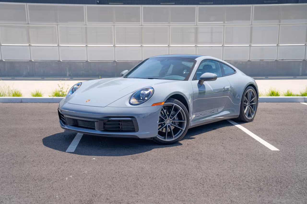 
           
        2024 Porsche 911