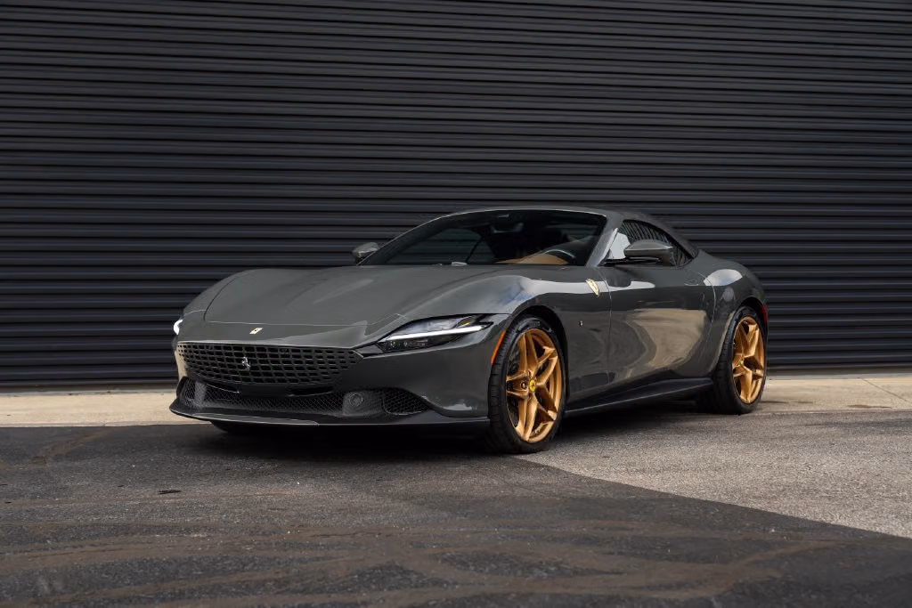 
           
        2025 Ferrari Roma