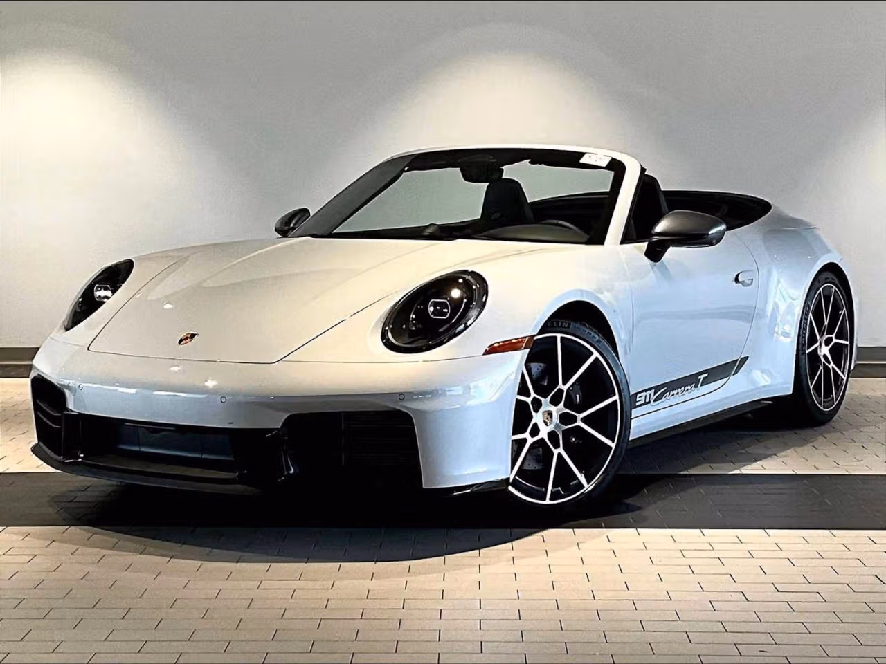 
           New 
        2026 Porsche 911