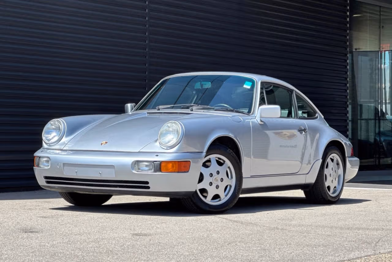 
           
        1991 Porsche 911