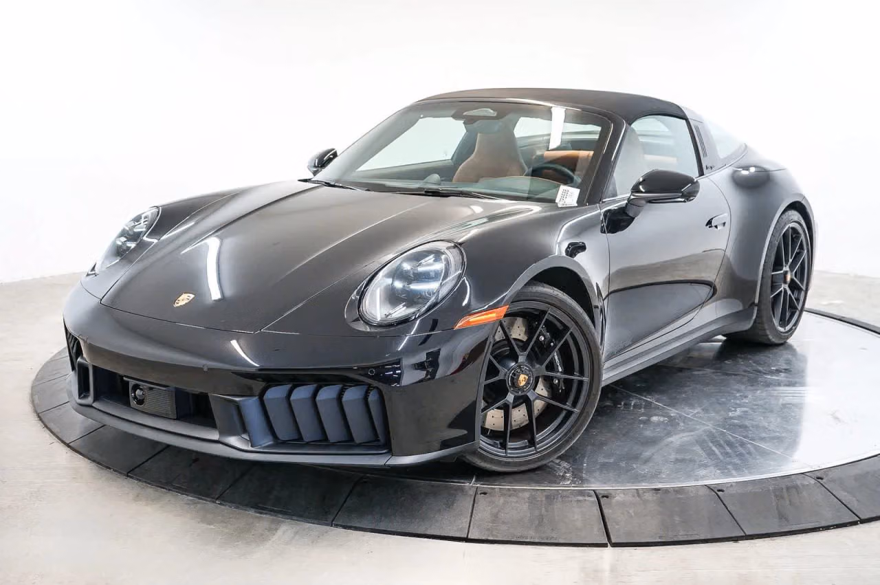 
           
        2026 Porsche 911