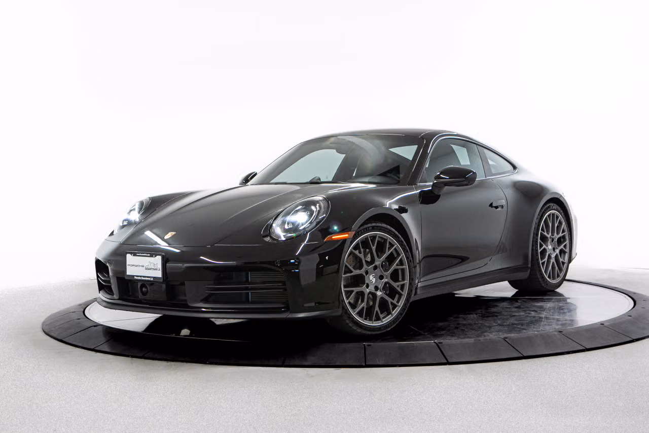 
           
        2025 Porsche 911