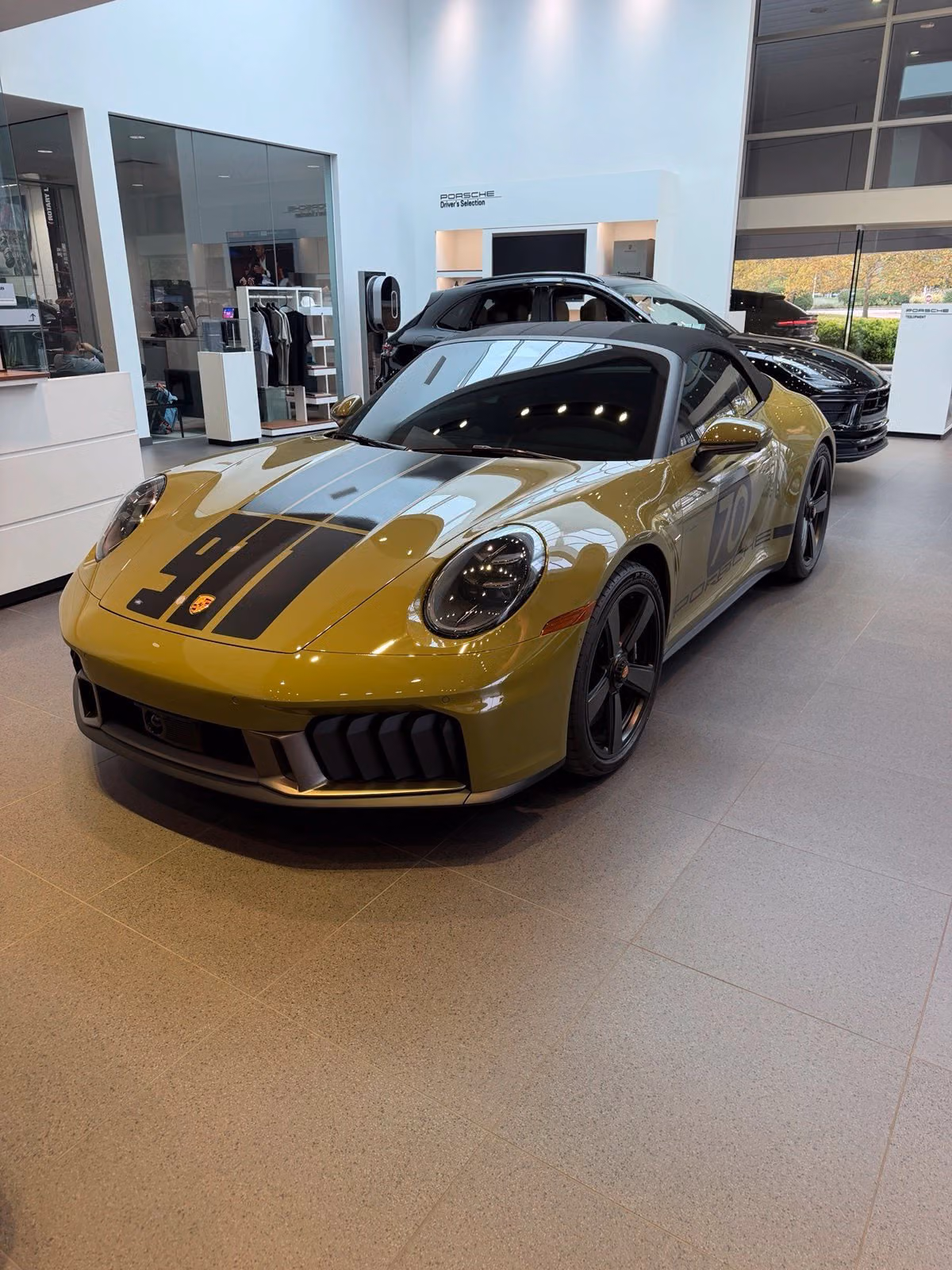 
           
        2026 Porsche 911