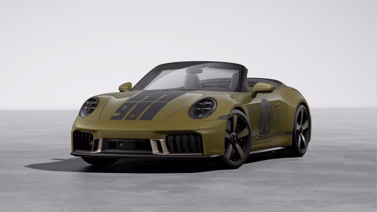 
           New 
        2026 Porsche 911