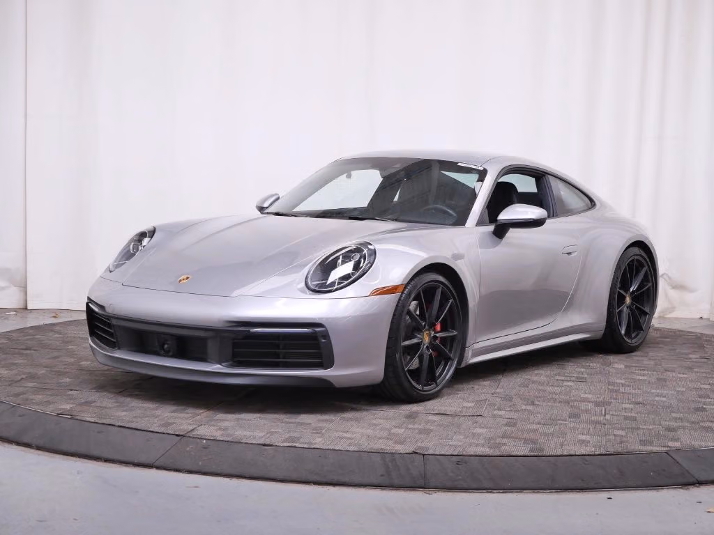 
           
        2020 Porsche 911