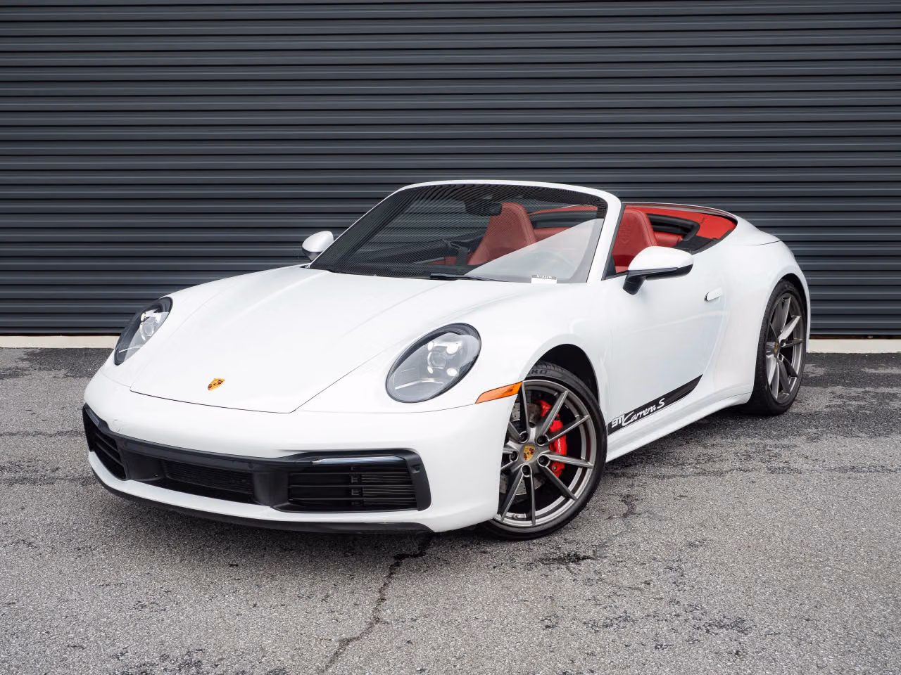 
           
        2020 Porsche 911