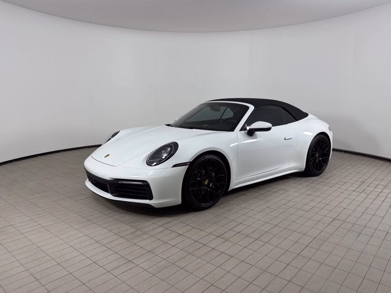 
           
        2024 Porsche 911