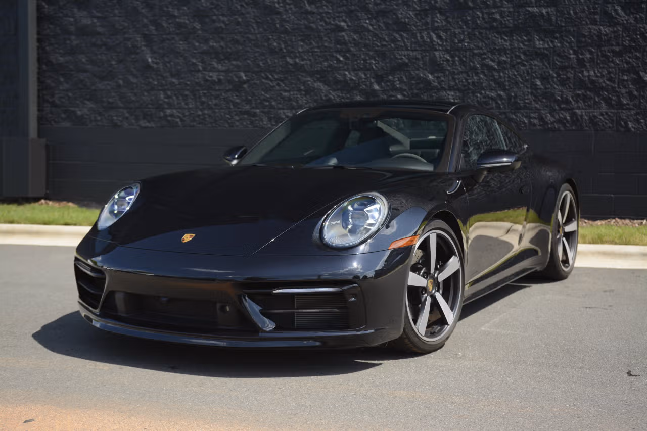 
           
        2023 Porsche 911