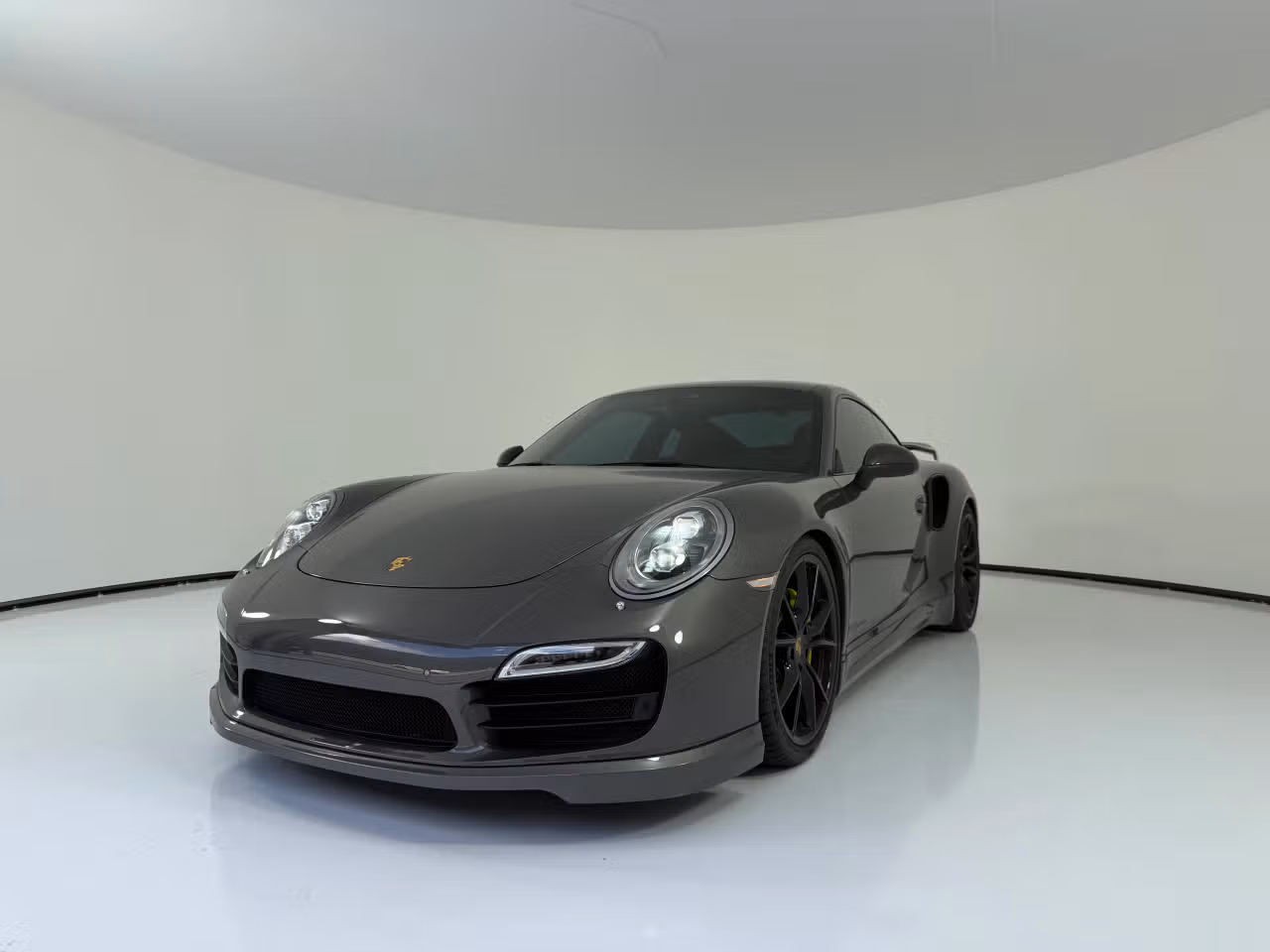 
           
        2014 Porsche 911
