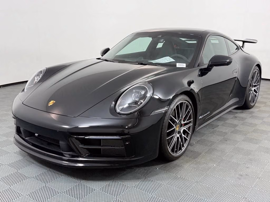 
           
        2024 Porsche 911