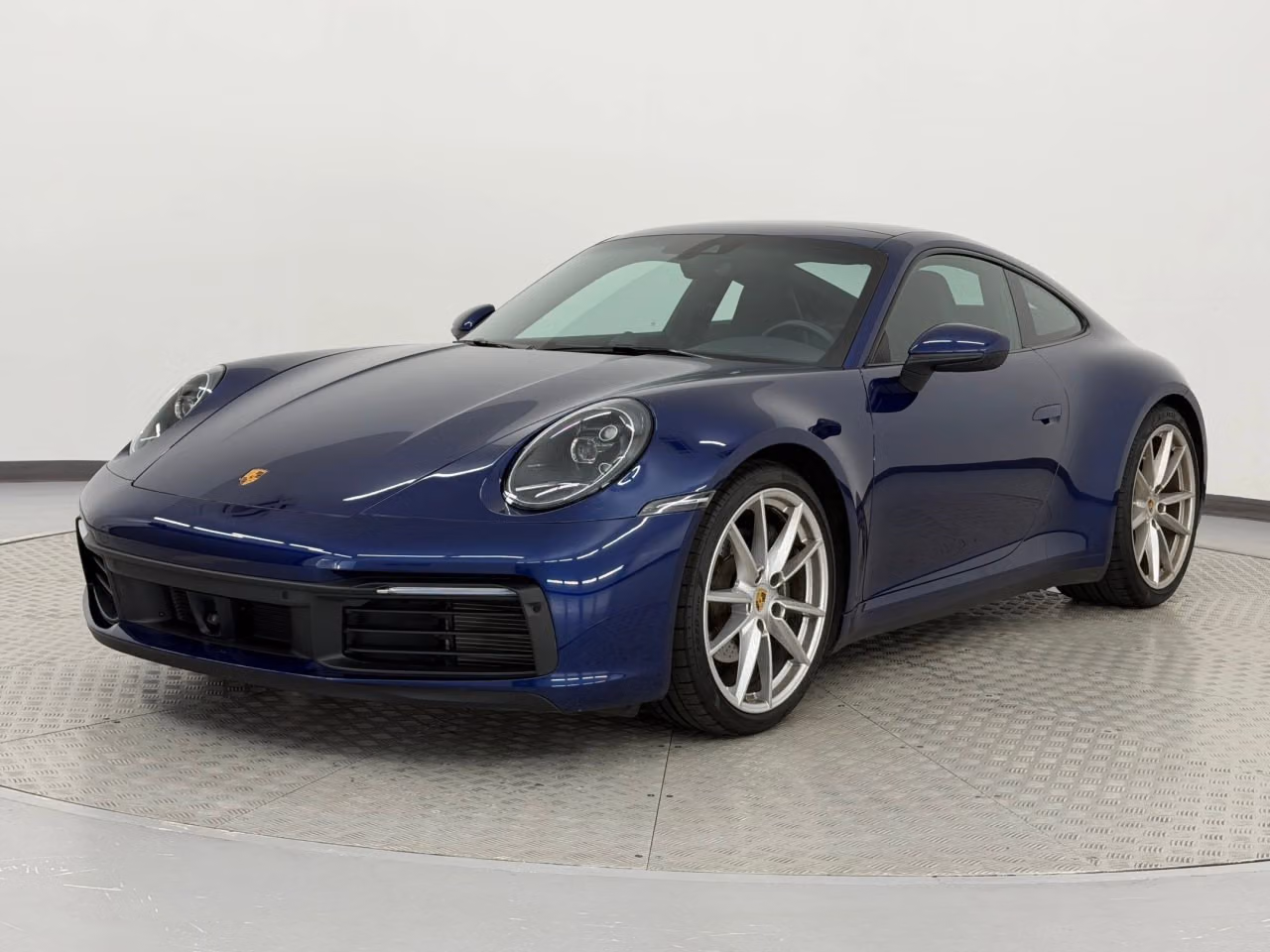 
           
        2020 Porsche 911