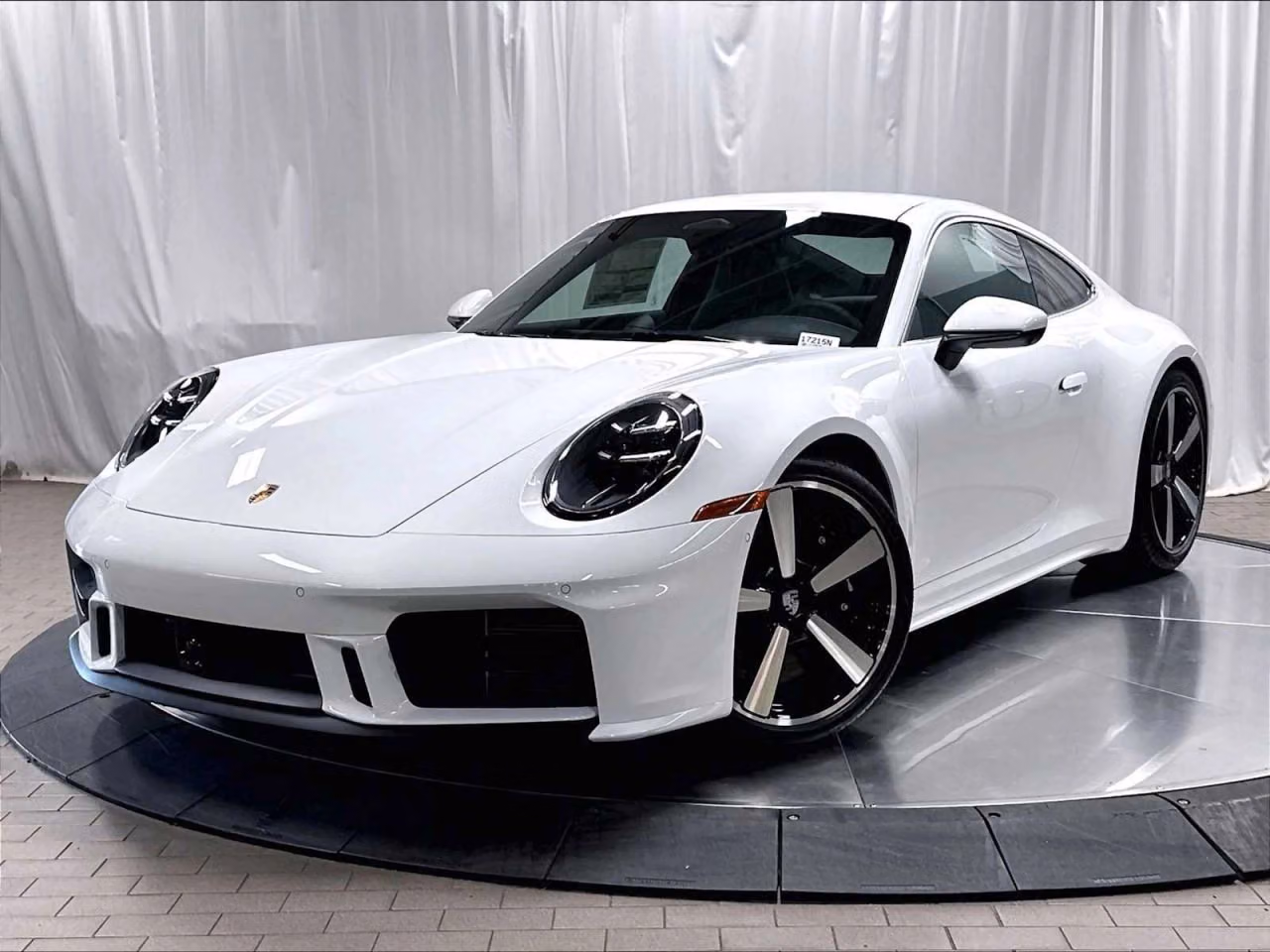 
           New 
        2026 Porsche 911