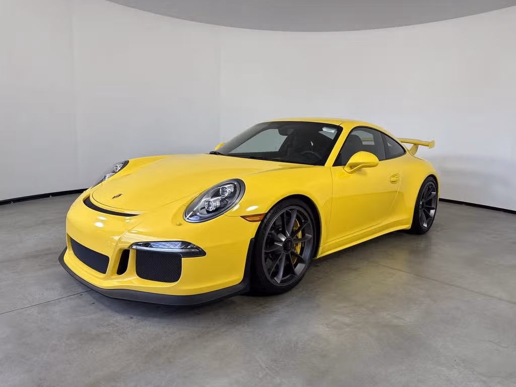 
           
        2015 Porsche 911