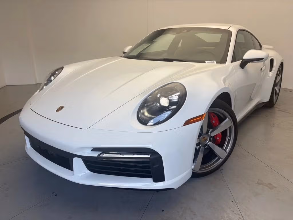 
           
        2024 Porsche 911
