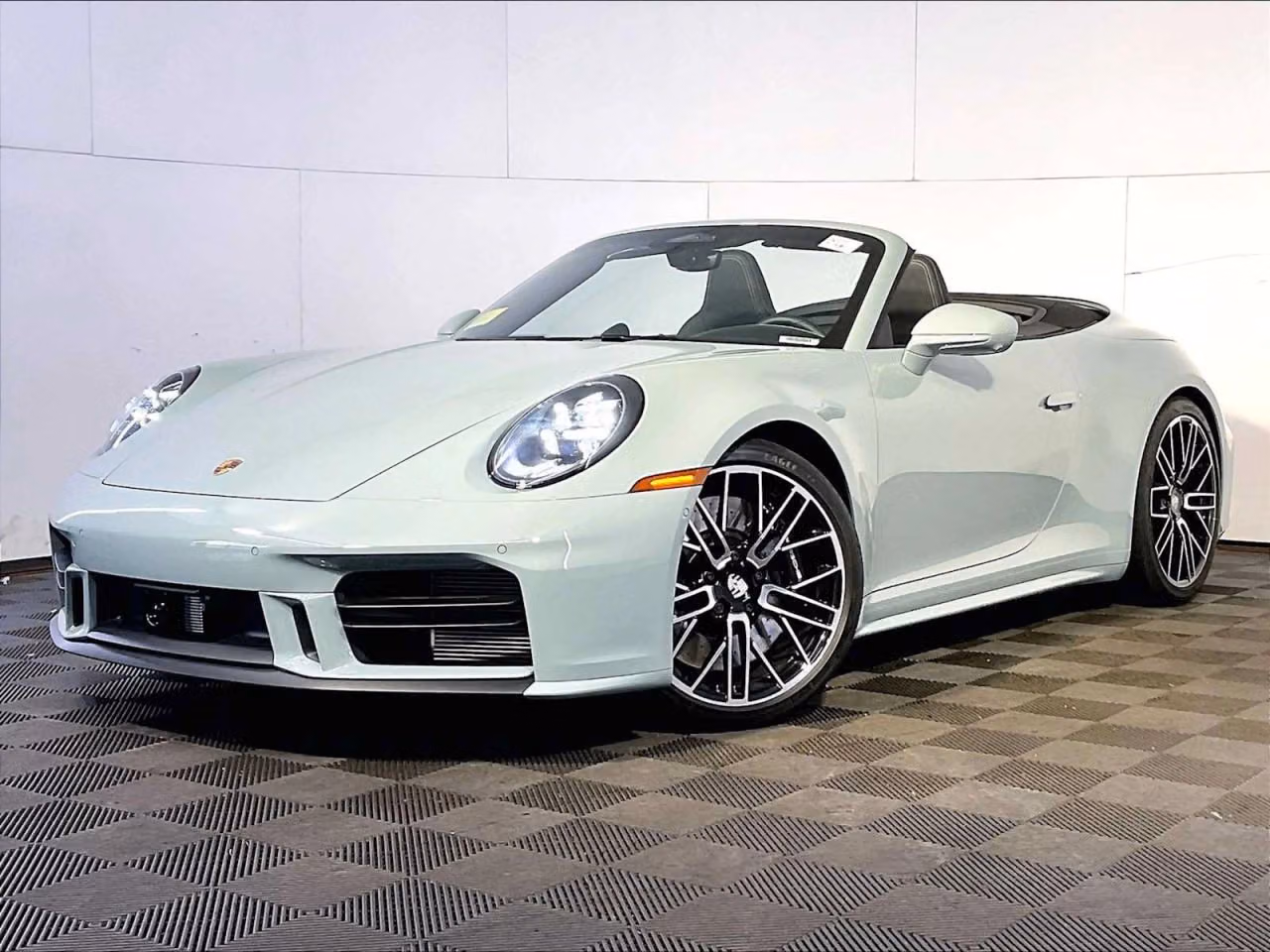 
           
        2026 Porsche 911