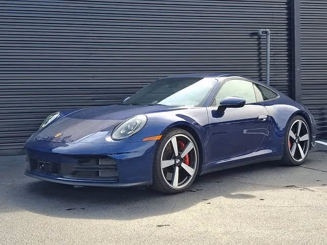 
           
        2025 Porsche 911