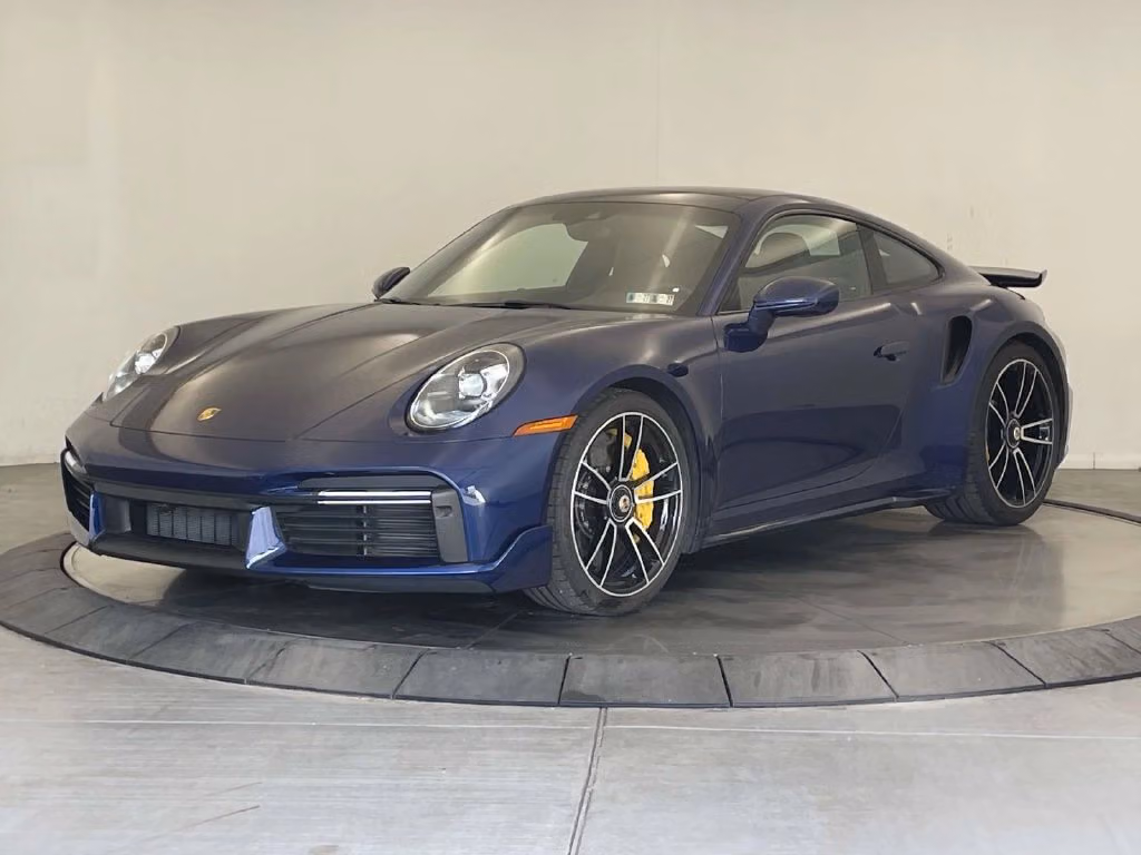 
           
        2021 Porsche 911