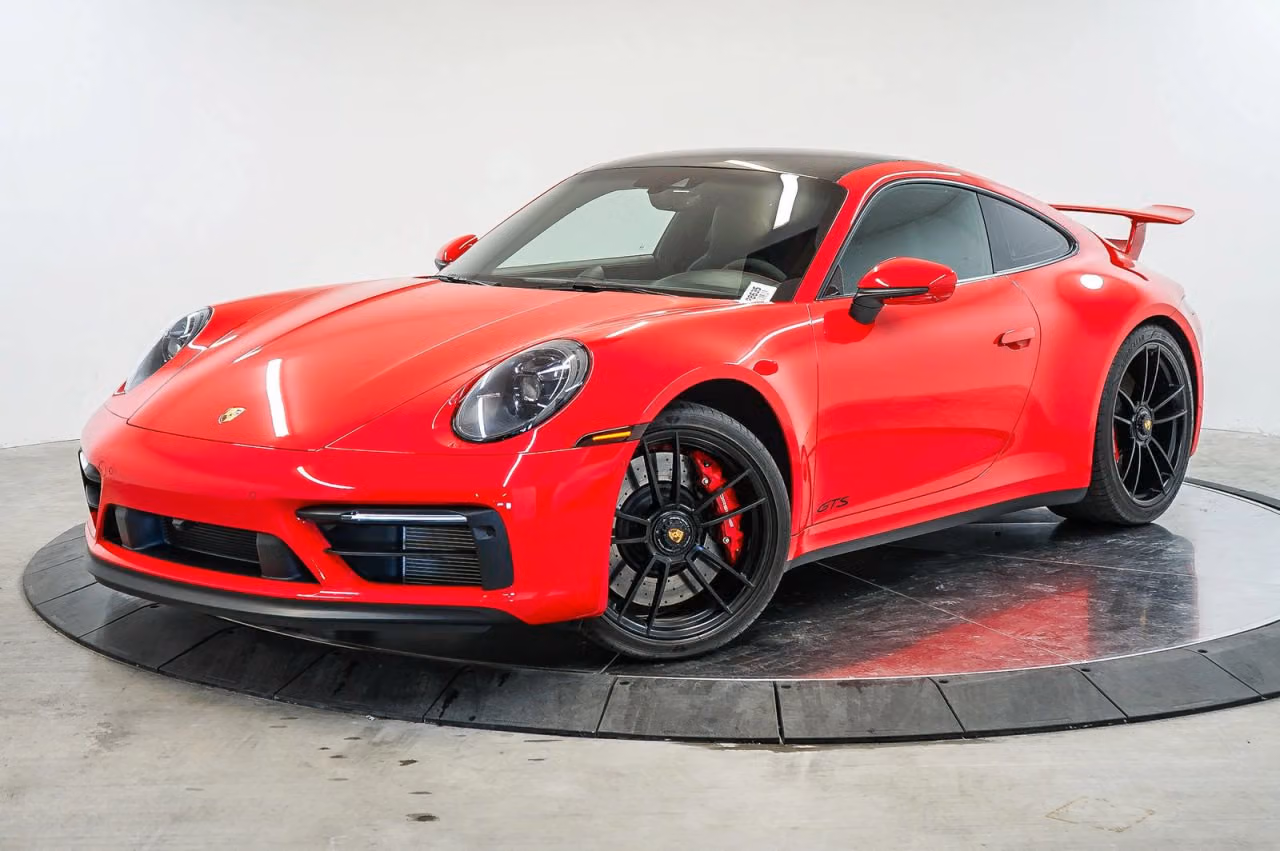 
           
        2024 Porsche 911