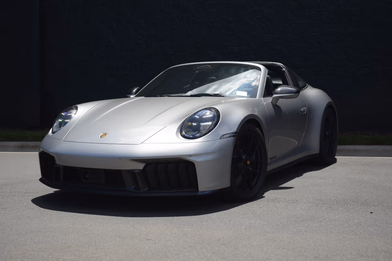 
           
        2026 Porsche 911