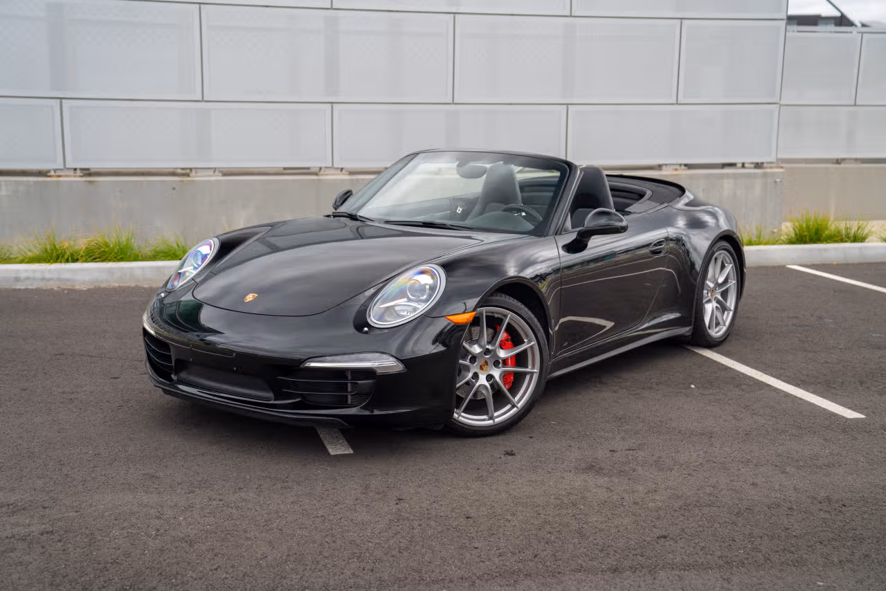 
           
        2014 Porsche 911