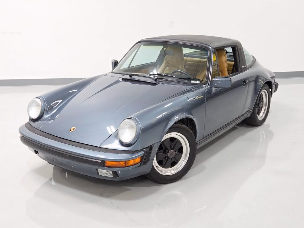
           
        1987 Porsche 911