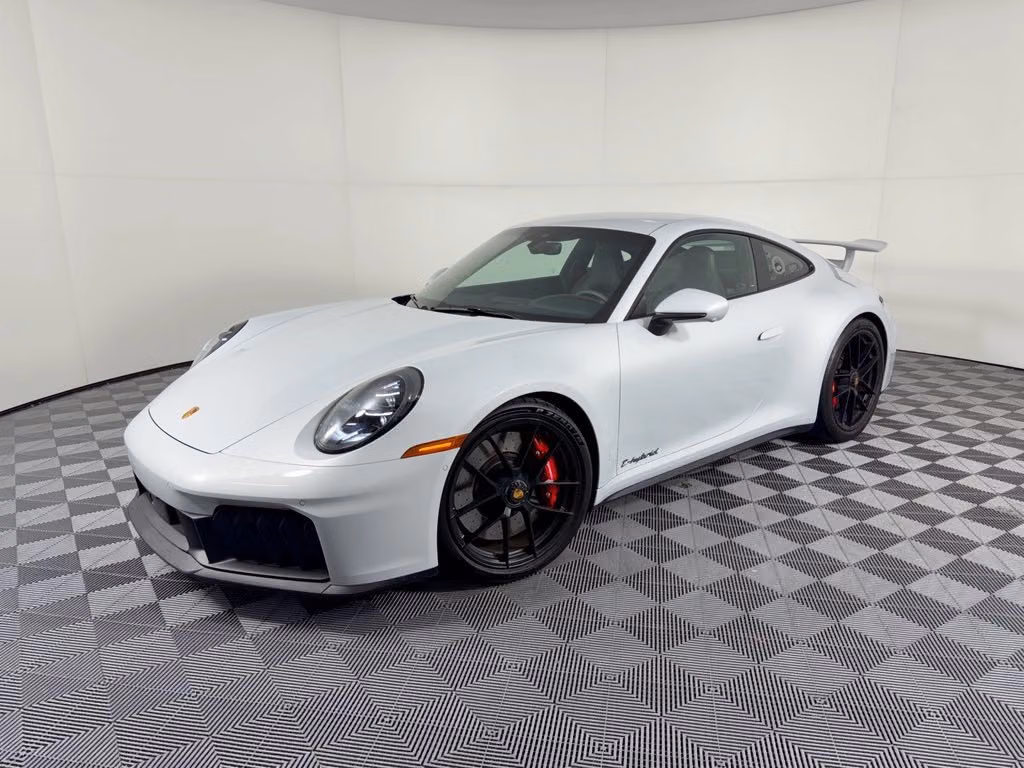 
           
        2026 Porsche 911
