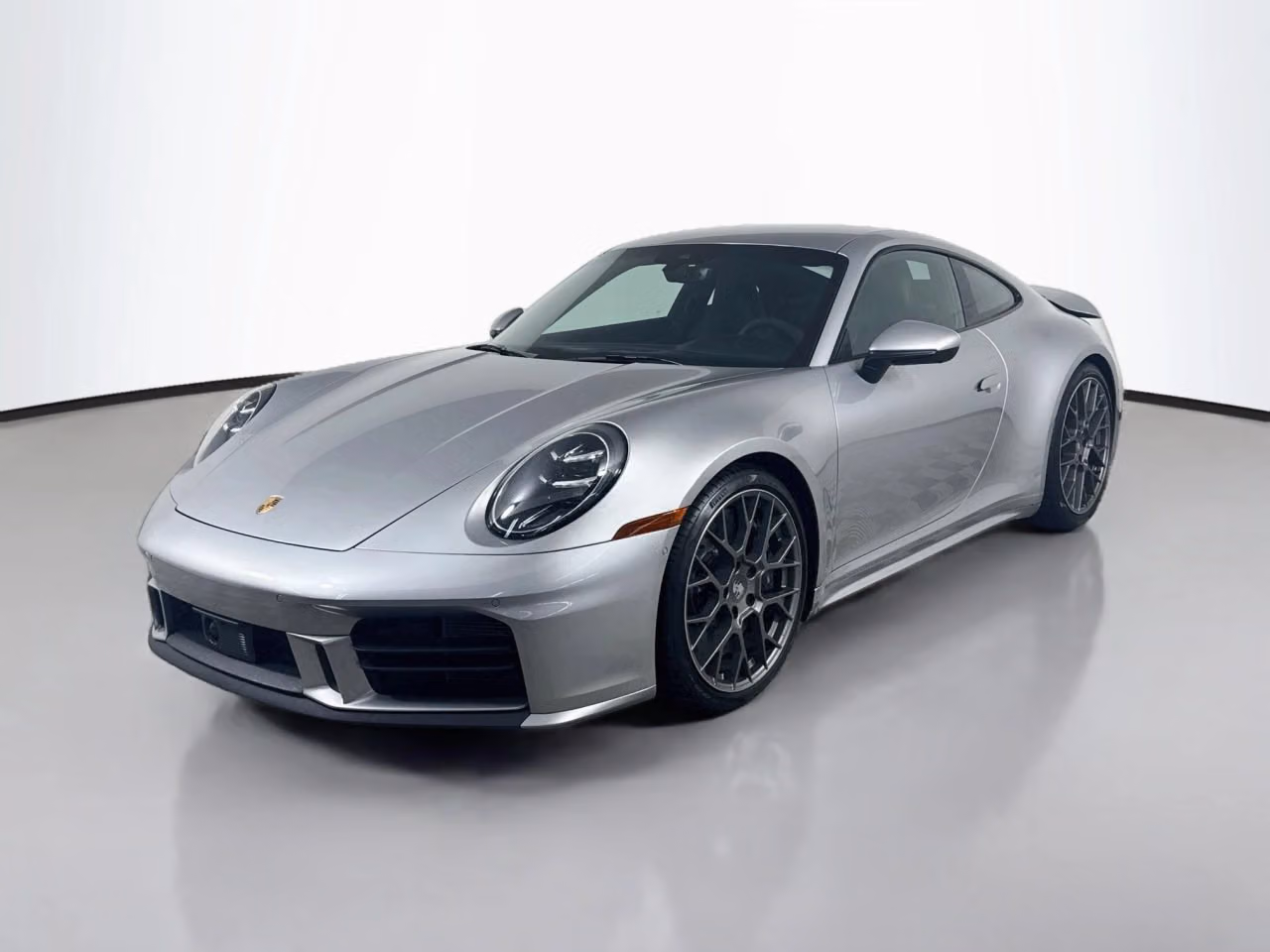
           
        2025 Porsche 911