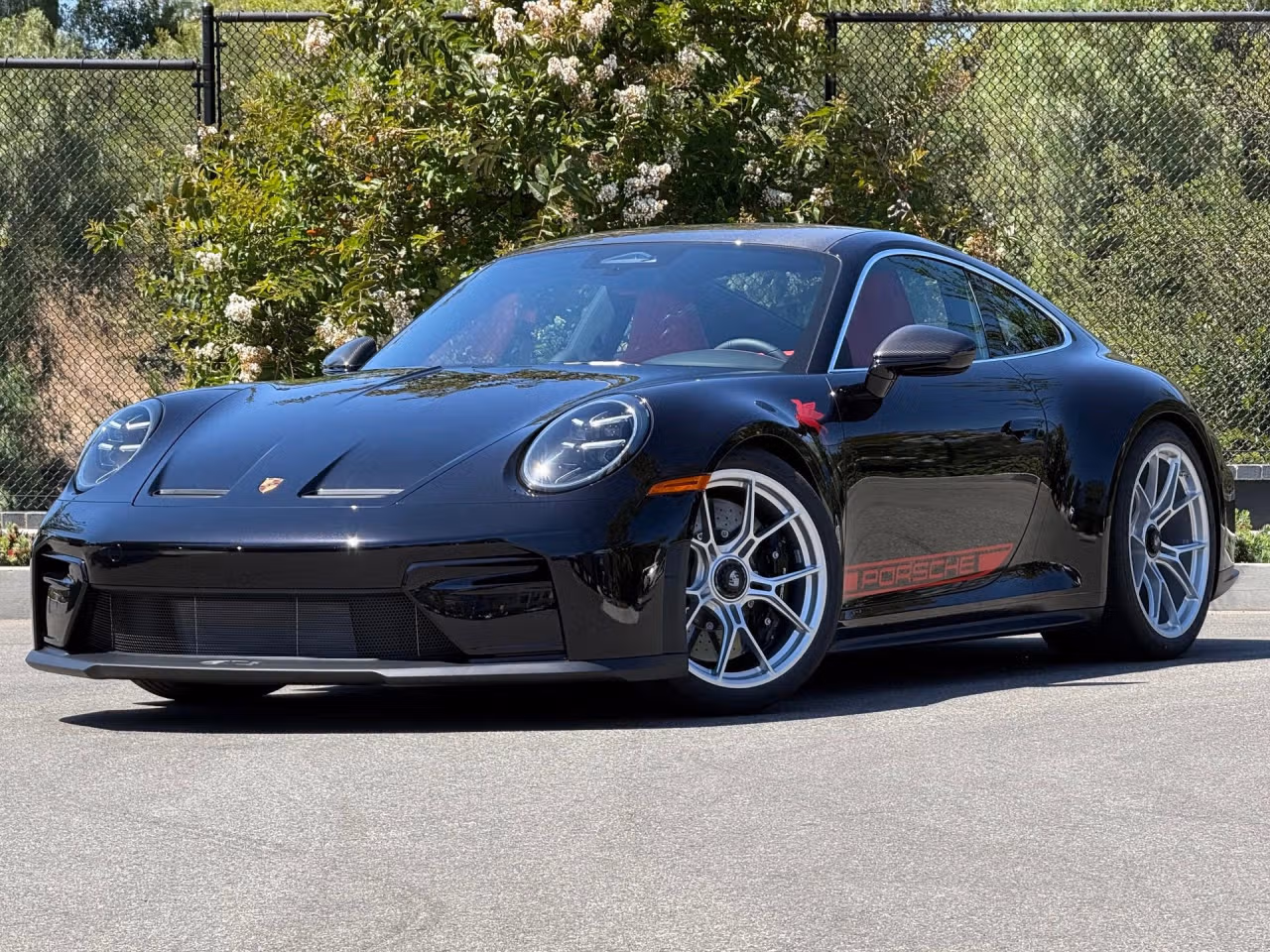 
           
        2026 Porsche 911