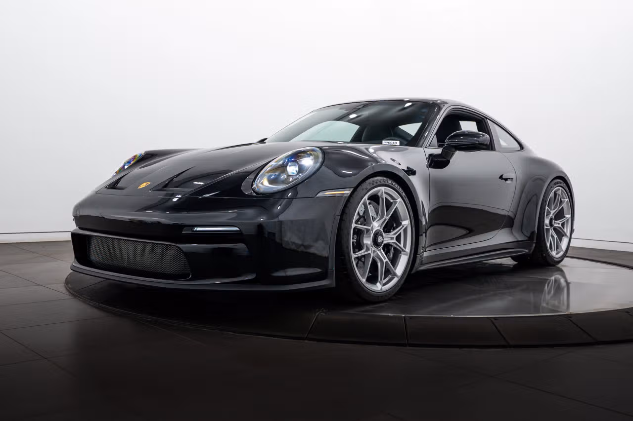 
           
        2023 Porsche 911