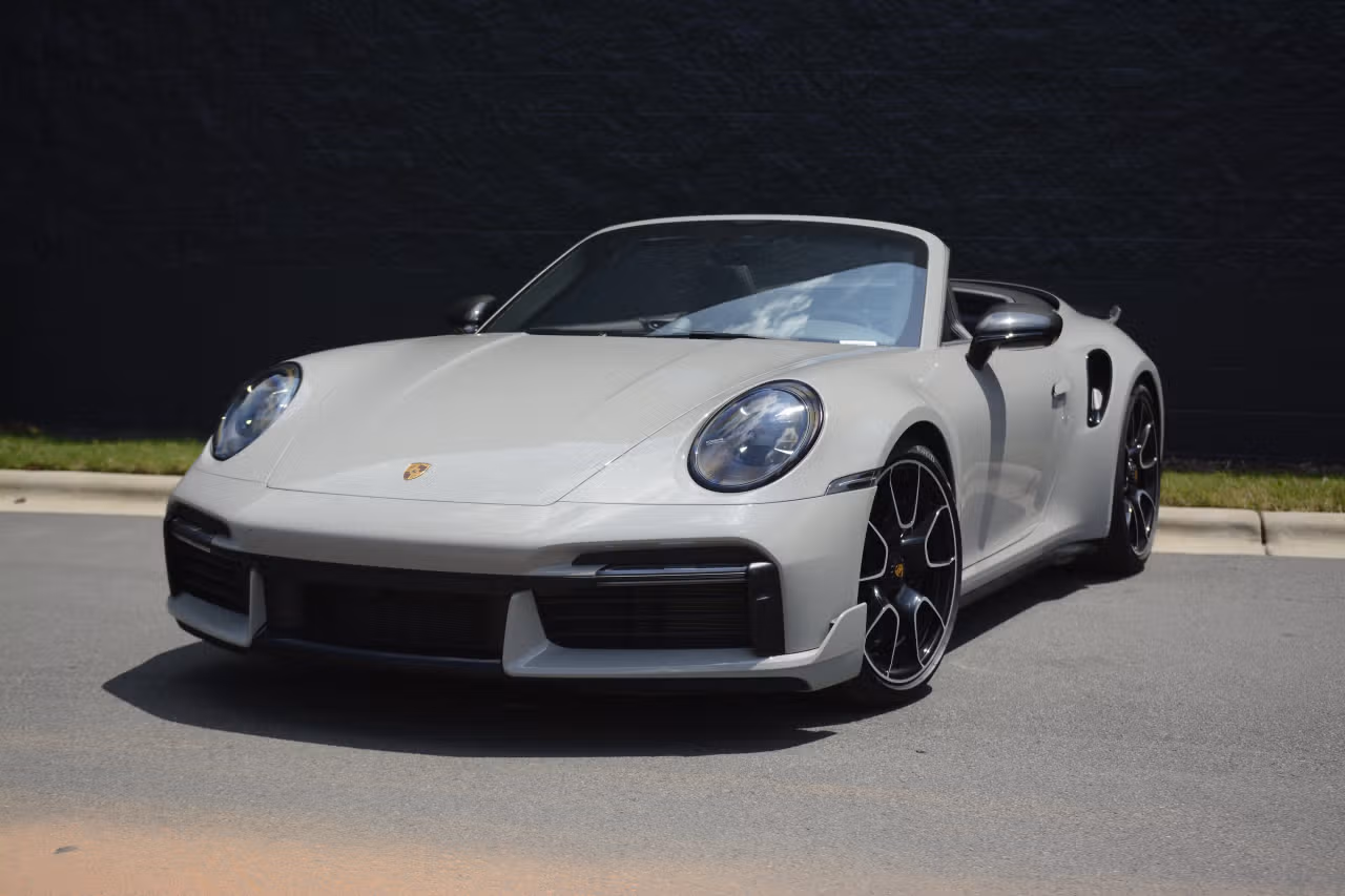 
           
        2024 Porsche 911
